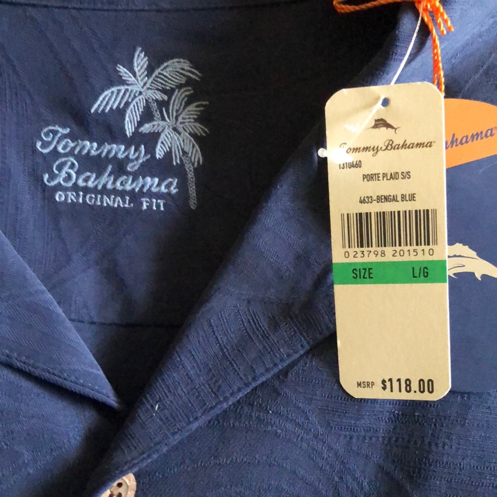 Tommy Bahama, 100% silk